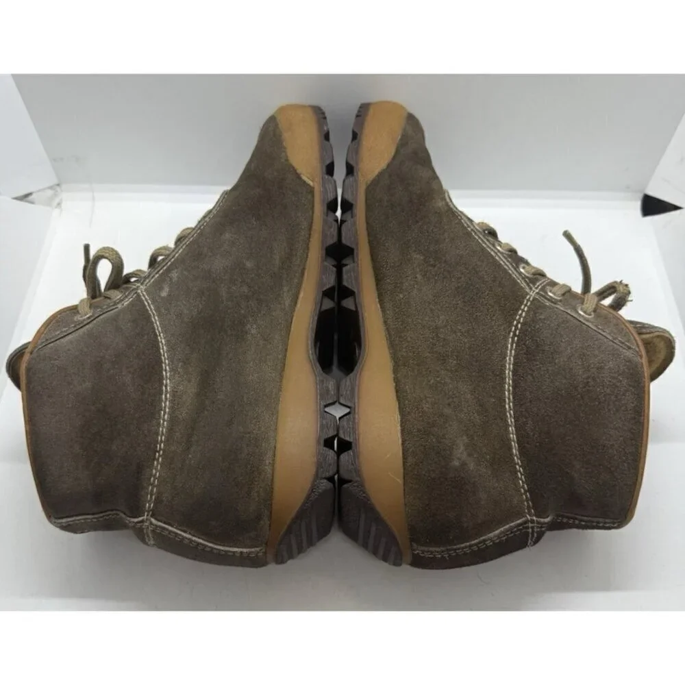 VTG Vasque Skywalk 7546 Men’s Sz 7.5 Waterproof Hiking Boots Brown Suede Lace Up